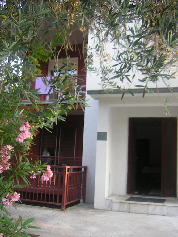 Lazar Apartments Petrovac Kültér fotó