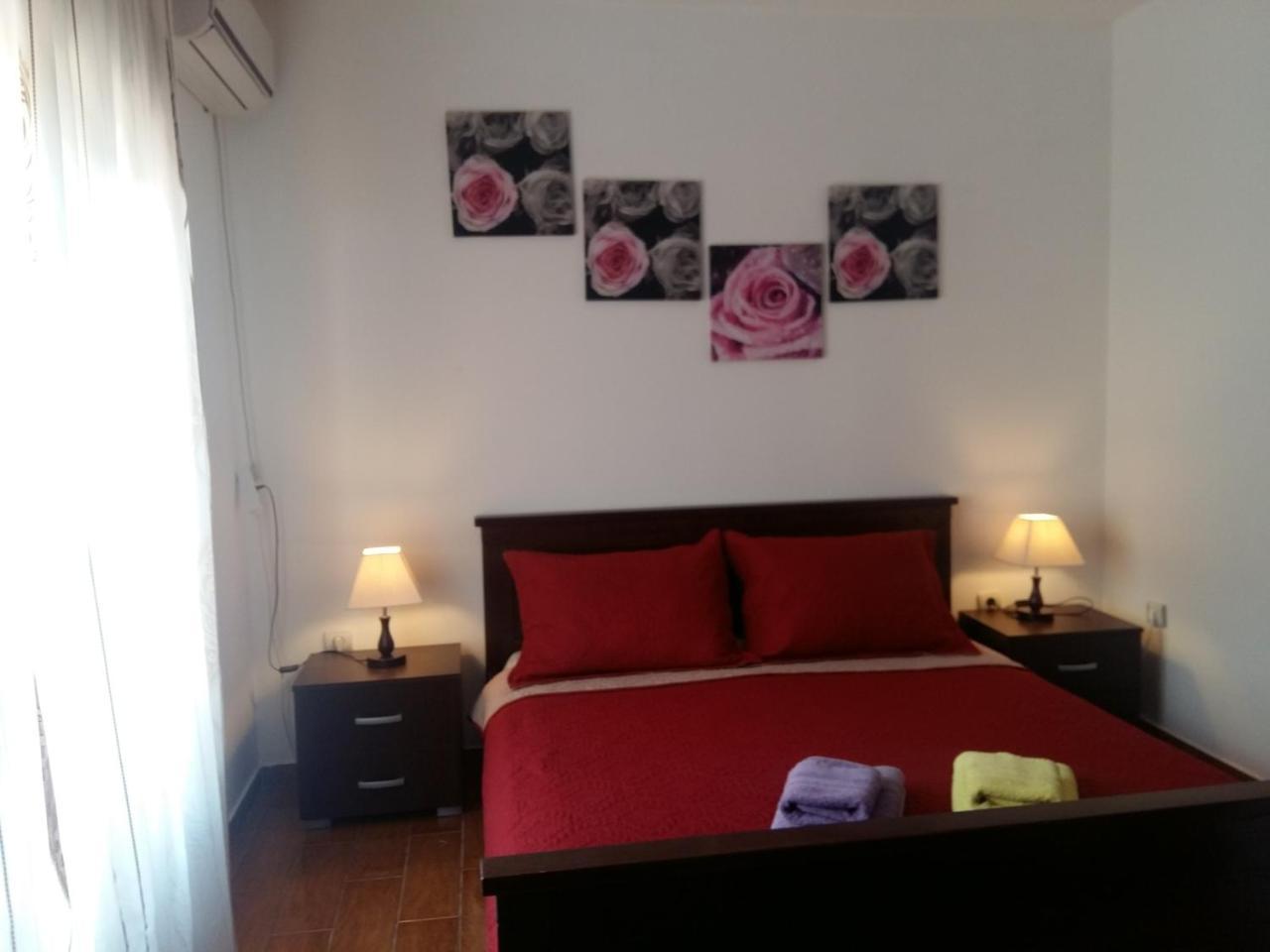 Lazar Apartments Petrovac Kültér fotó