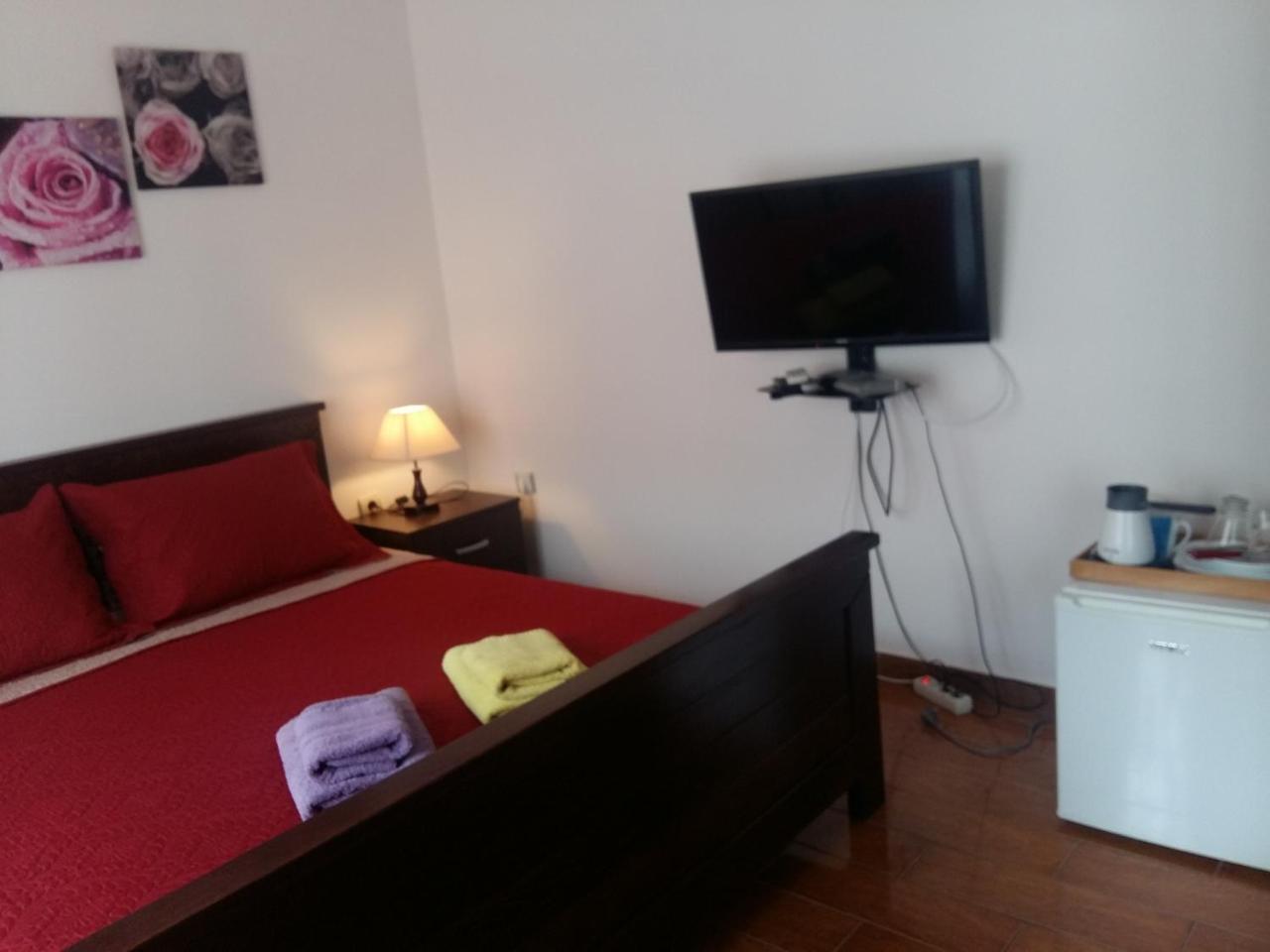 Lazar Apartments Petrovac Kültér fotó