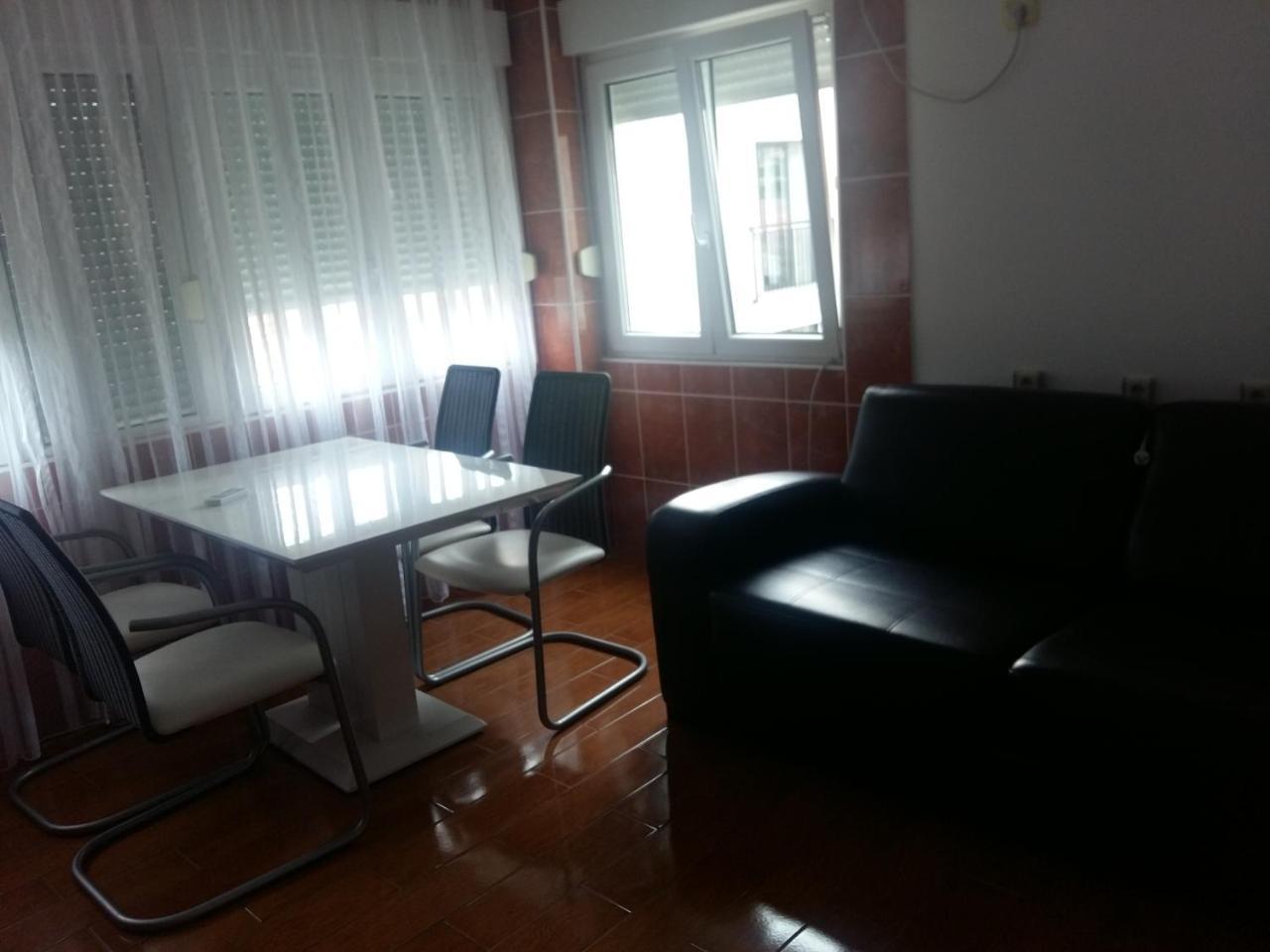 Lazar Apartments Petrovac Kültér fotó