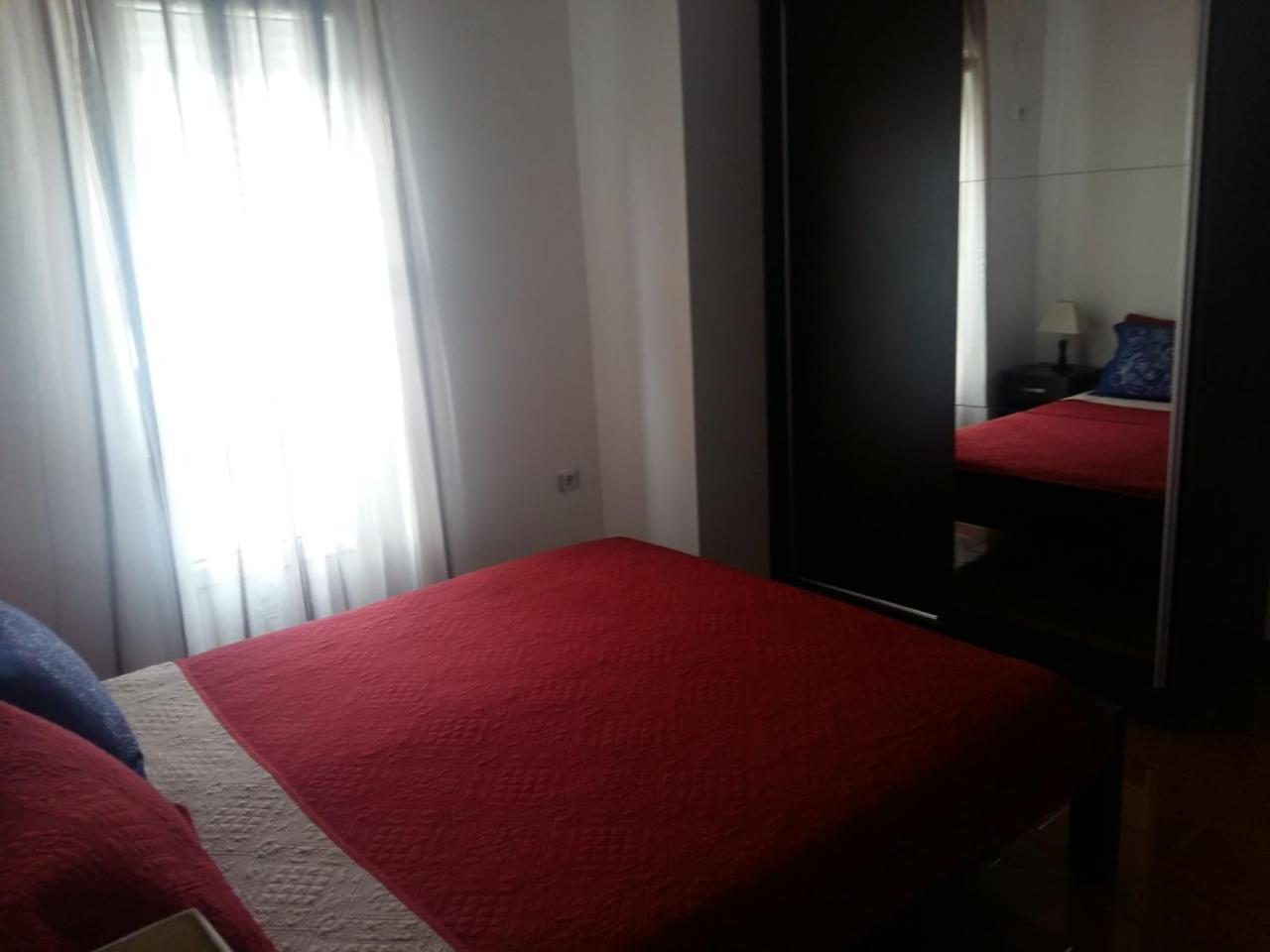 Lazar Apartments Petrovac Kültér fotó