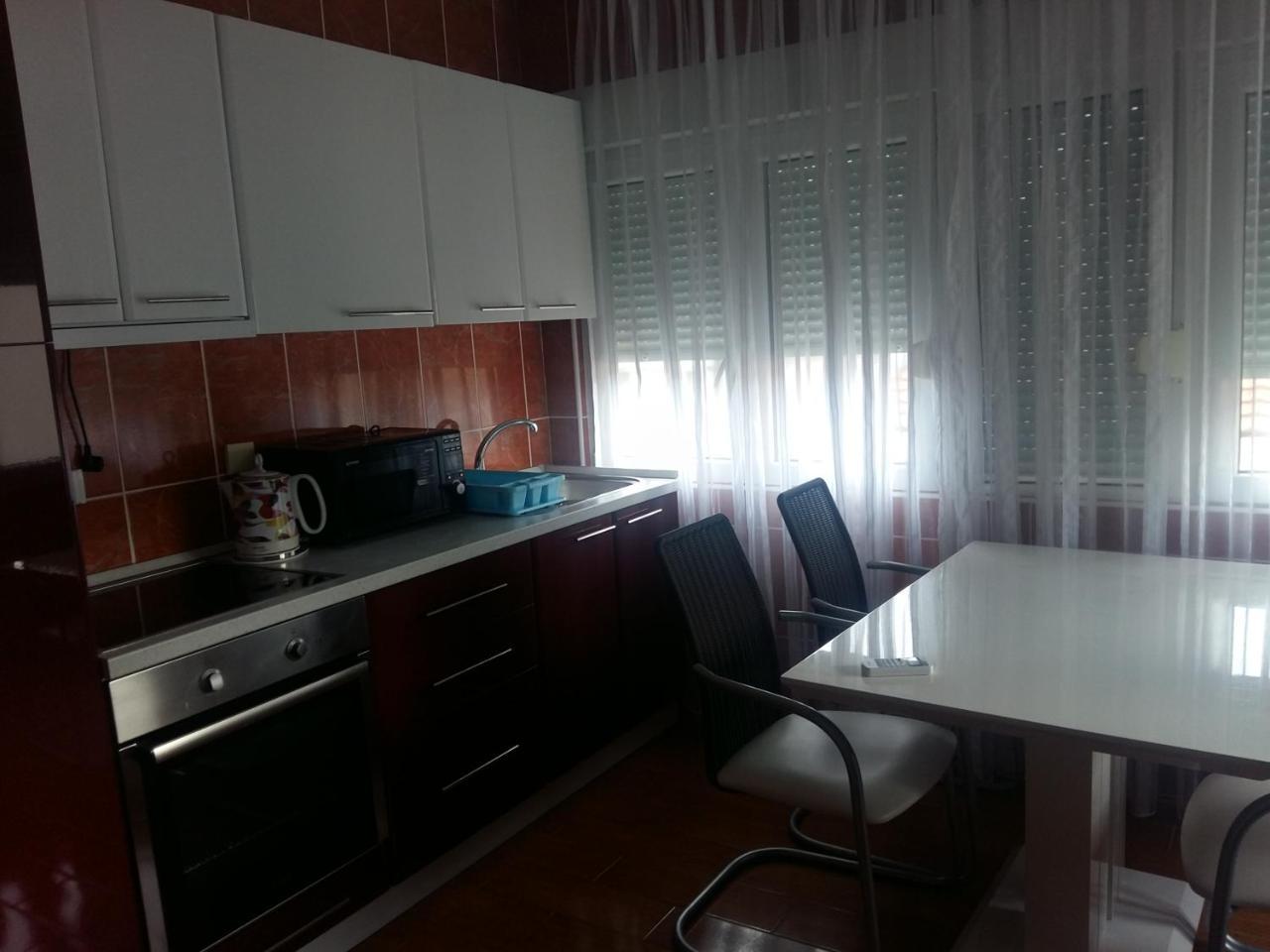 Lazar Apartments Petrovac Kültér fotó